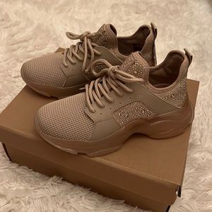 Steve Madden Rhinestone Sneaker